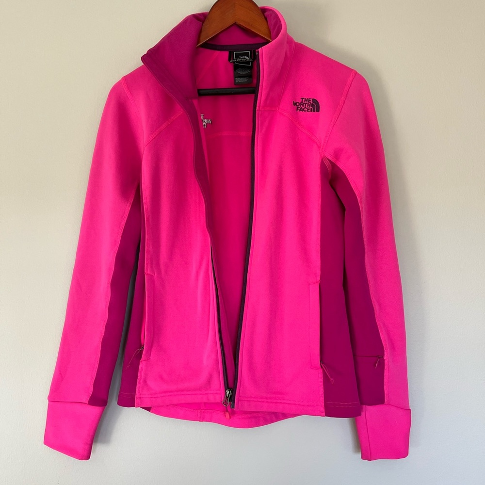 The North Face Women’s mid layer Lightweight jacket- Hot Pink